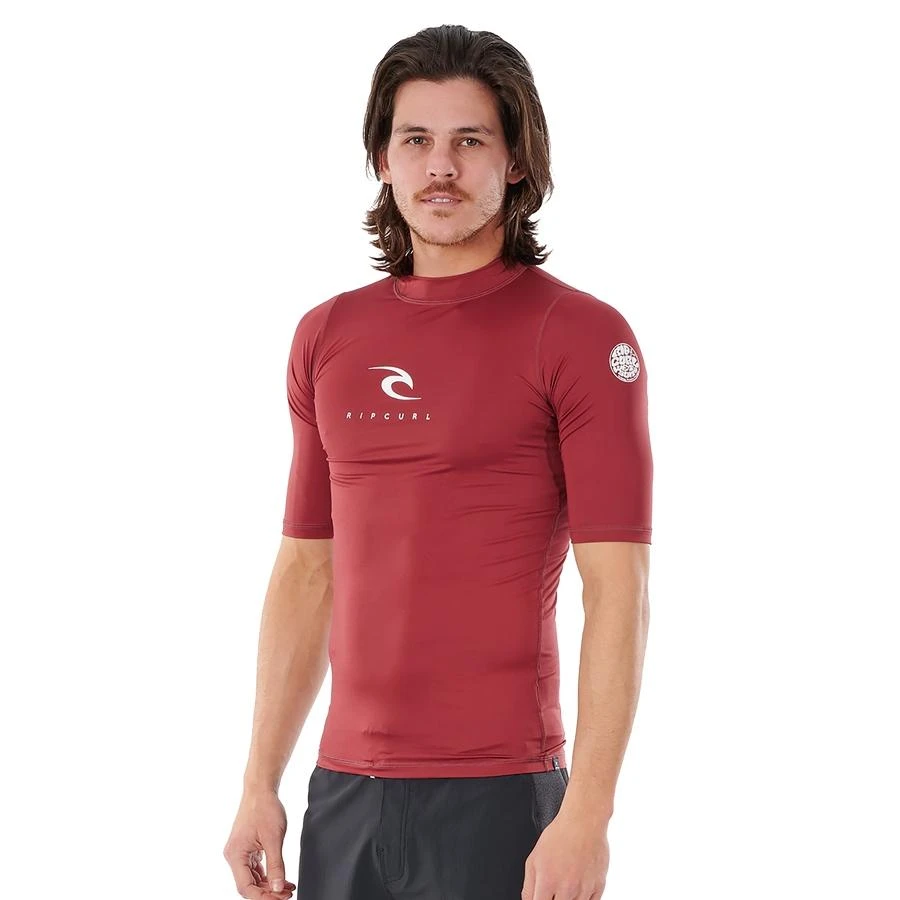 Top Manches Courtes Rip Curl Lycra Corpo S/SL - Maroon 4 Top Manches Courtes Rip Curl Lycra Corpo S/SL - Maroon – Image 2